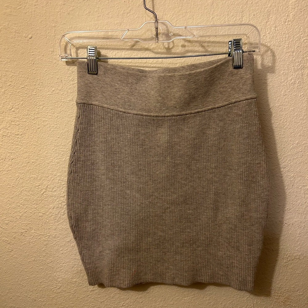 Aritzia knit bodycon mini skirt